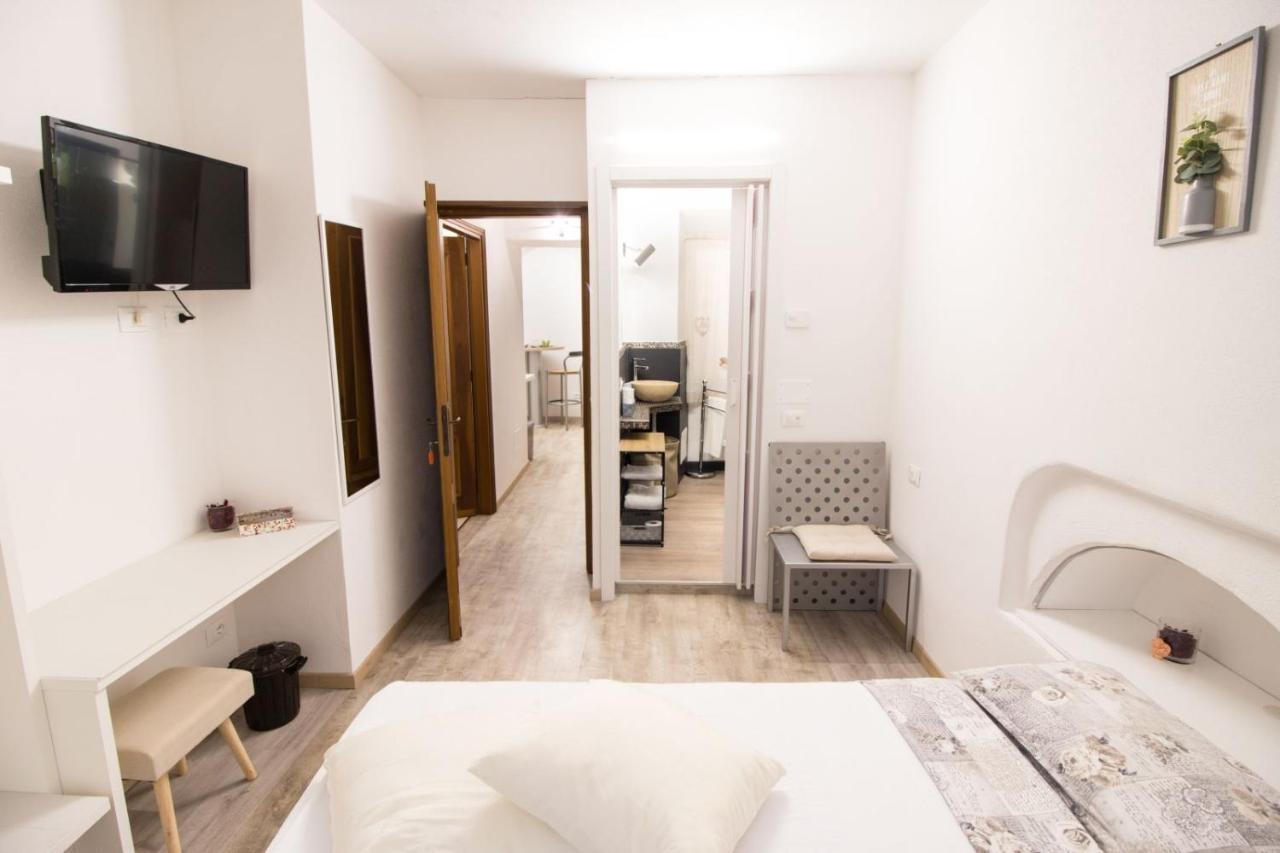 Loft & Espace Maison 1706 Lago Orta บอร์โกมาเนโร ภายนอก รูปภาพ